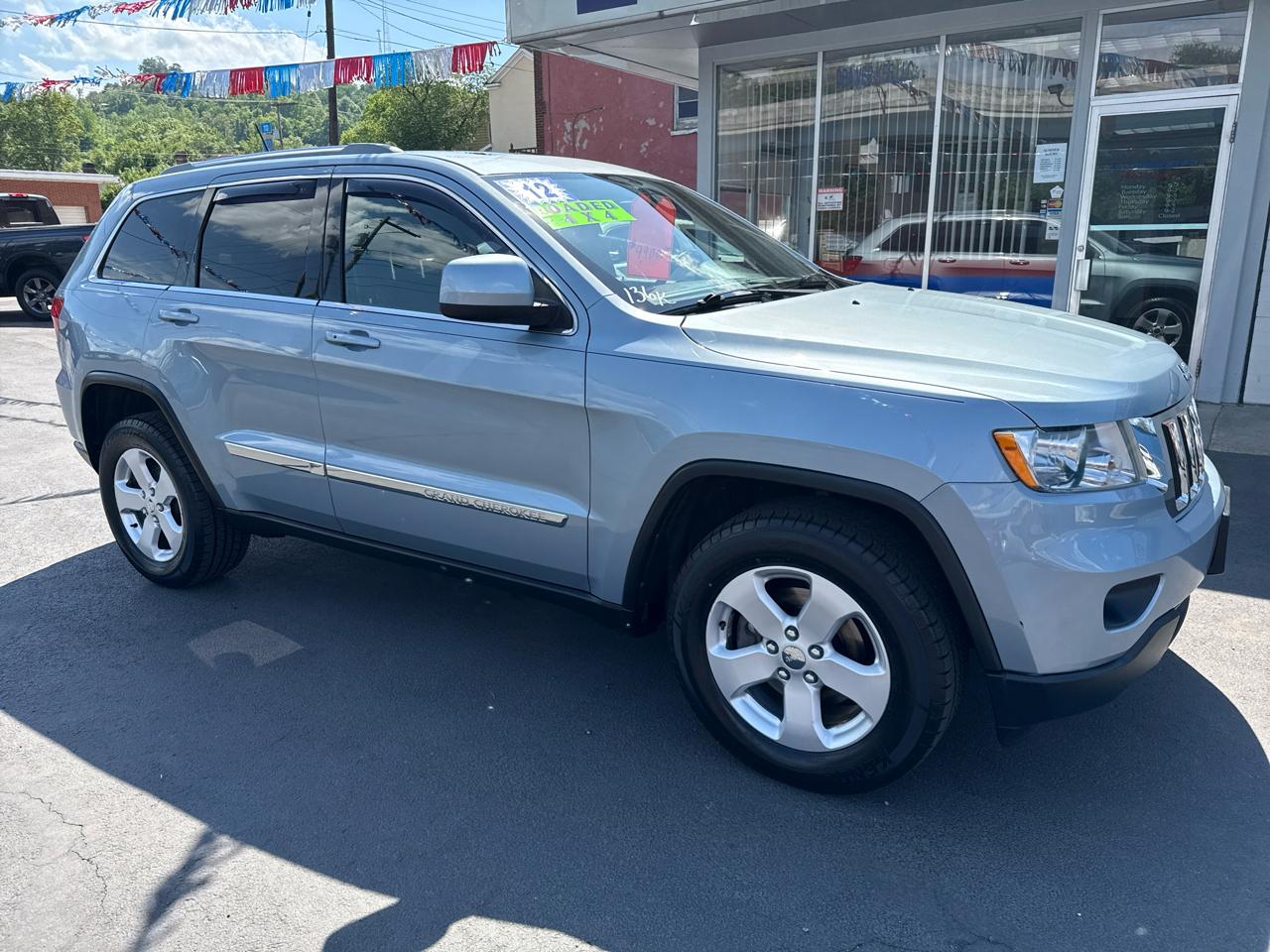 2012 Jeep Grand Cherokee 4WD 4dr Laredo