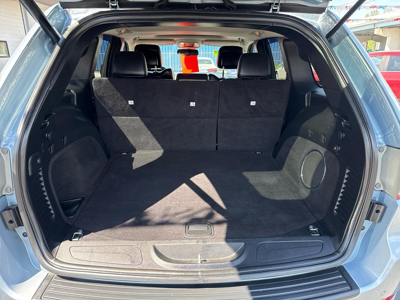 Jeep Grand Cherokee 4WD 4dr Laredo 2012