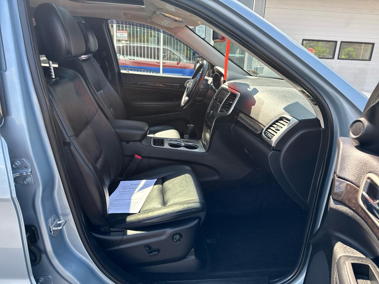 Jeep Grand Cherokee 4WD 4dr Laredo 2012