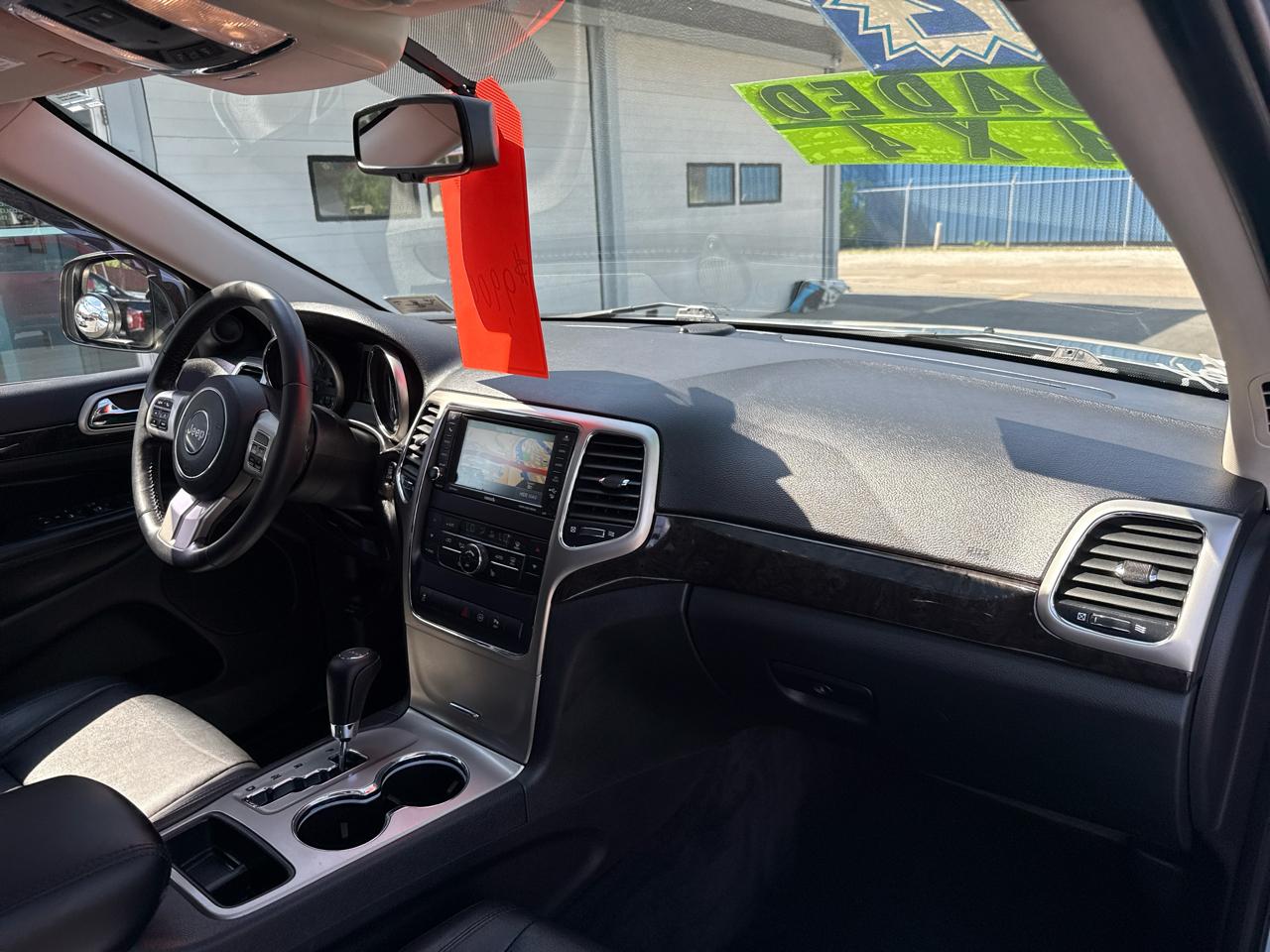 Jeep Grand Cherokee 4WD 4dr Laredo 2012