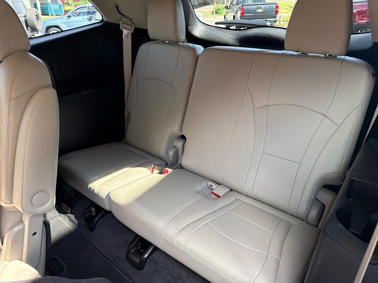 Buick Enclave AWD 4dr Essence 2019