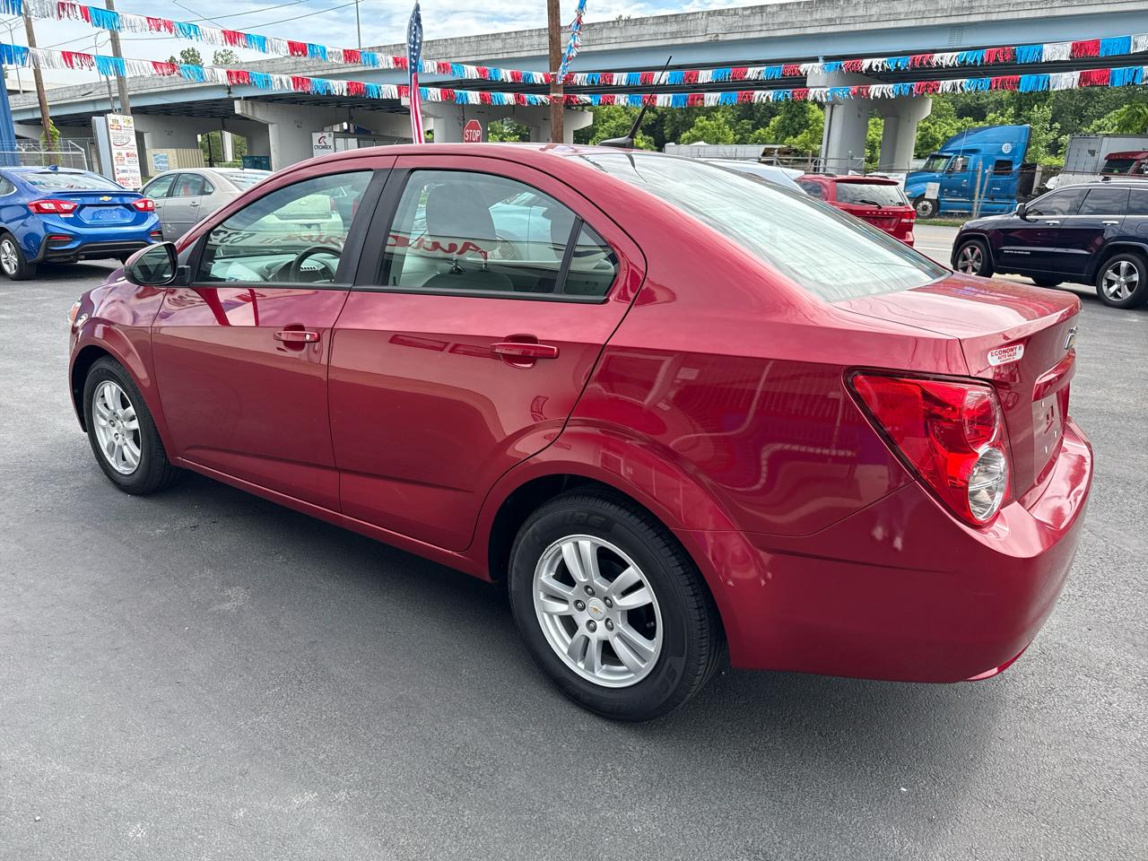 Chevrolet Sonic 4dr Sdn LS 2LS 2012