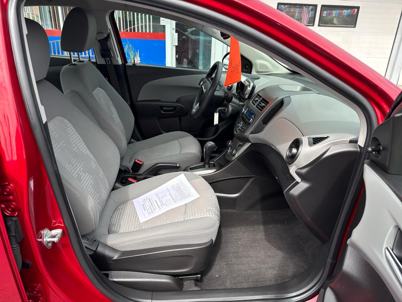 Chevrolet Sonic 4dr Sdn LS 2LS 2012