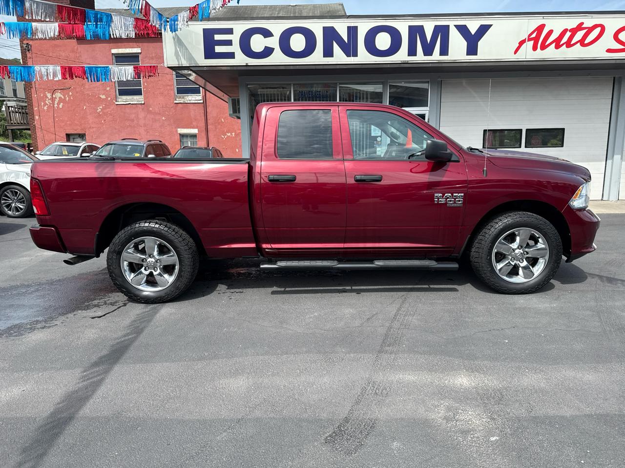 RAM 1500 Classic Express 4x4 Quad Cab 6'4" Box 2019