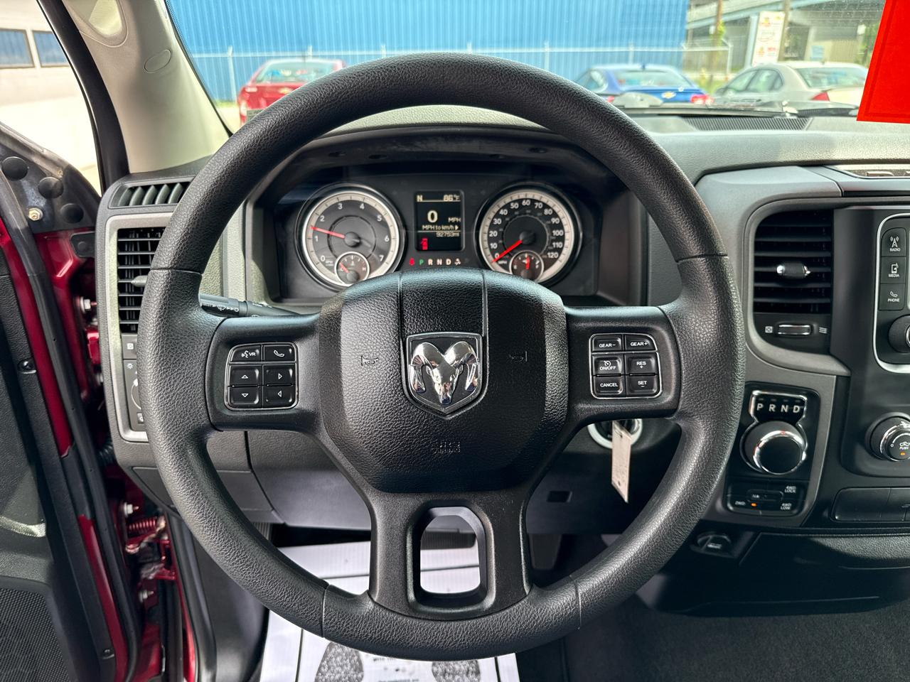RAM 1500 Classic Express 4x4 Quad Cab 6'4" Box 2019