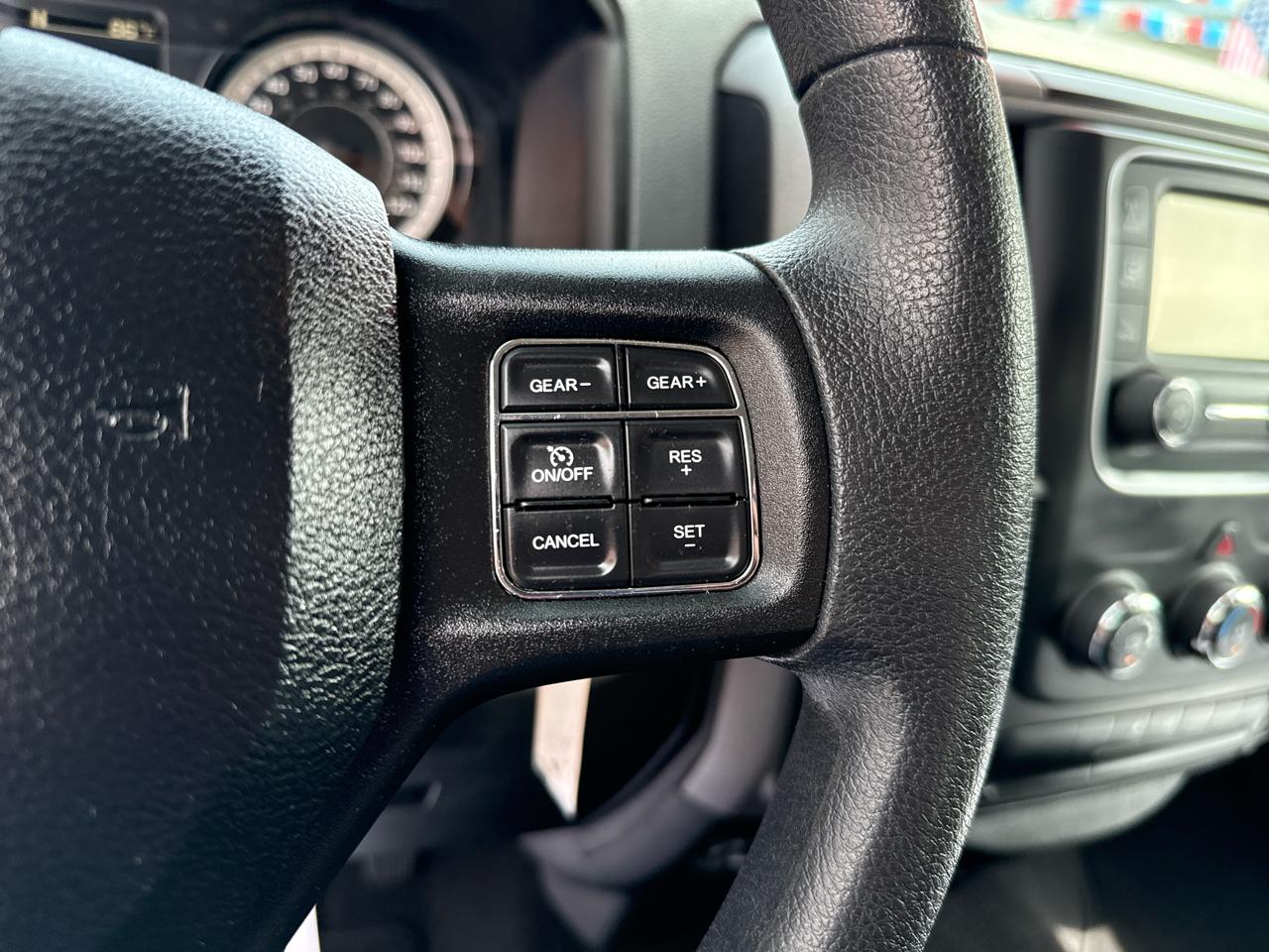 RAM 1500 Classic Express 4x4 Quad Cab 6'4" Box 2019