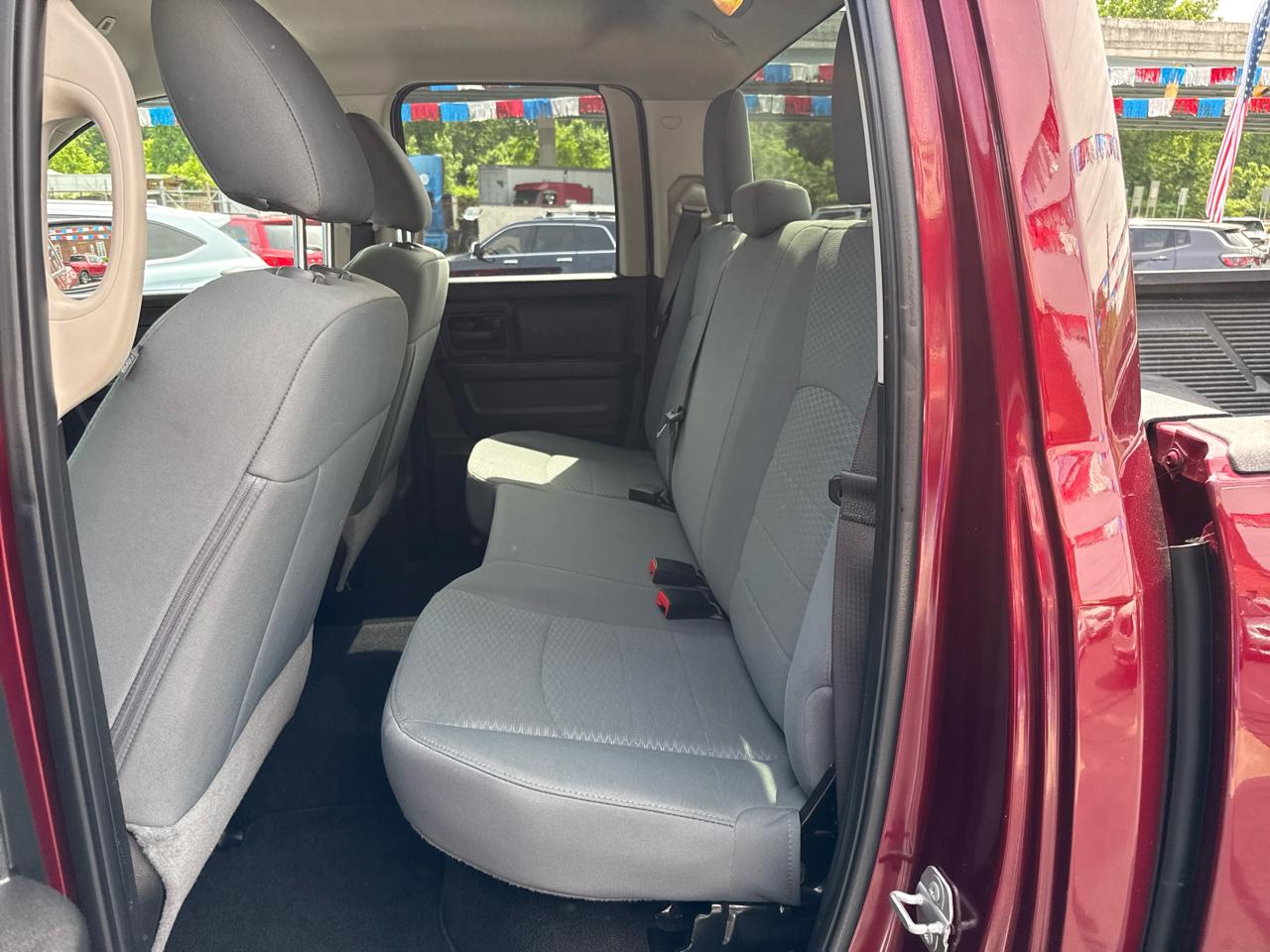 RAM 1500 Classic Express 4x4 Quad Cab 6'4" Box 2019