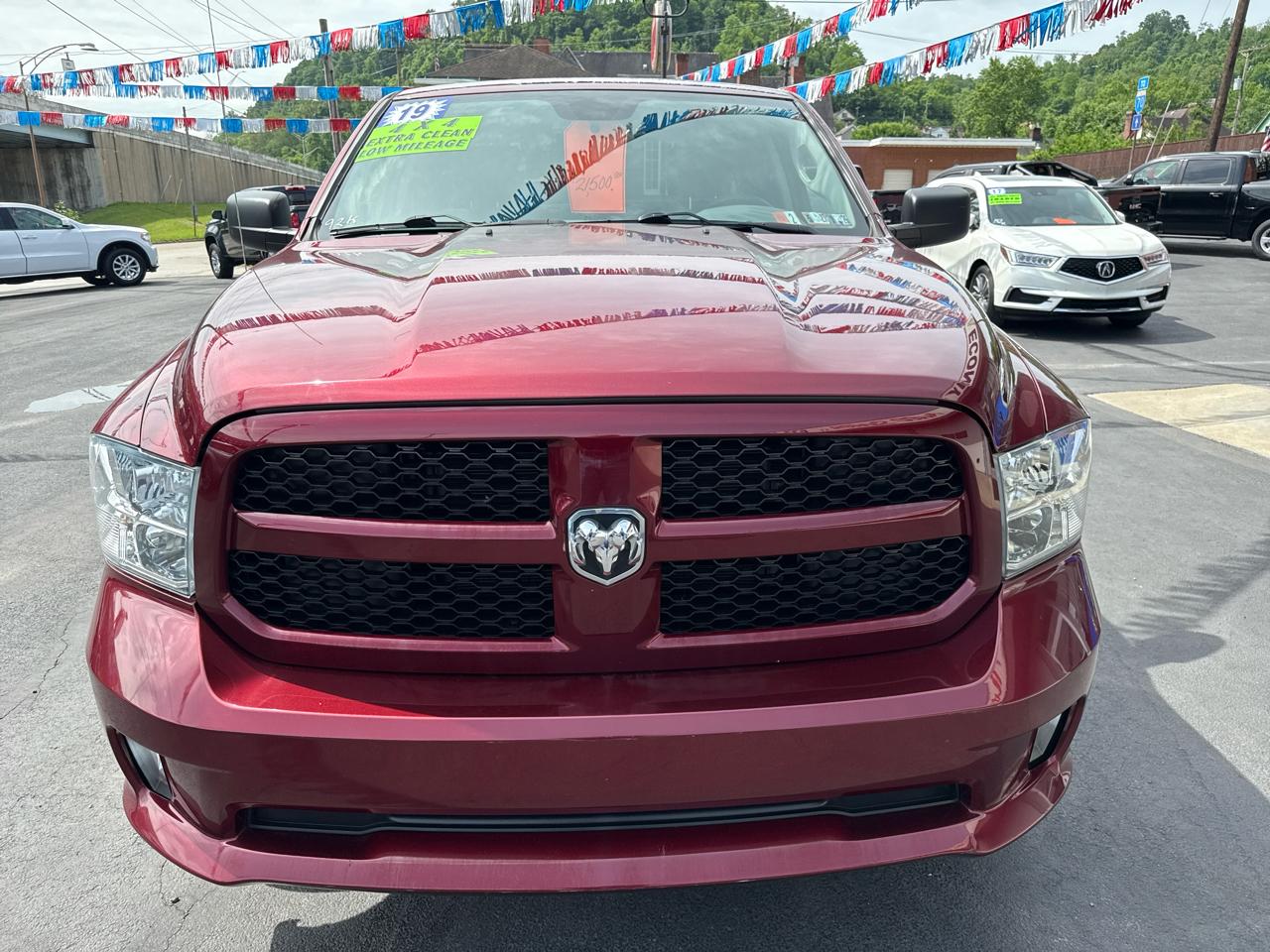 RAM 1500 Classic Express 4x4 Quad Cab 6'4" Box 2019