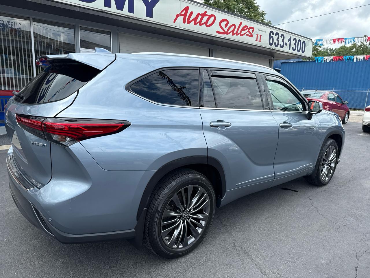 Toyota Highlander Hybrid Limited AWD (Natl) 2021