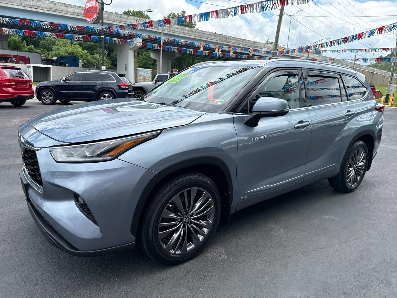 Toyota Highlander Hybrid Limited AWD (Natl) 2021