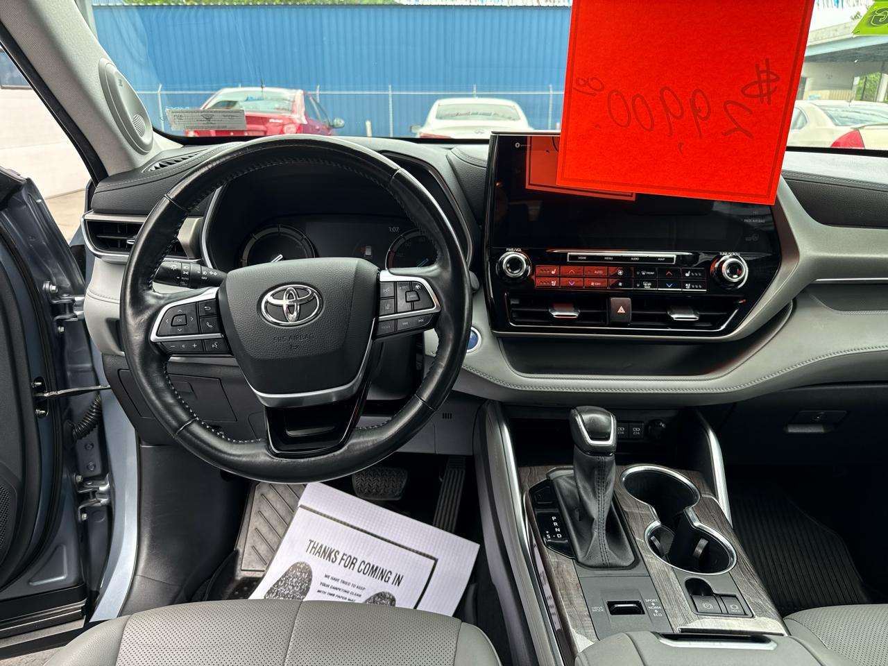 Toyota Highlander Hybrid Limited AWD (Natl) 2021
