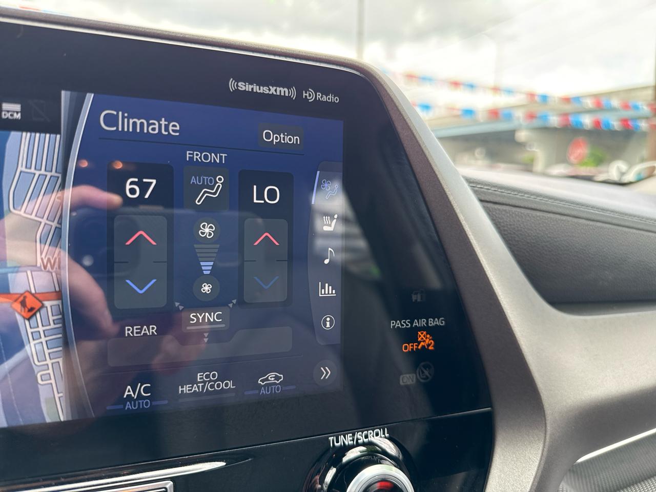 Toyota Highlander Hybrid Limited AWD (Natl) 2021