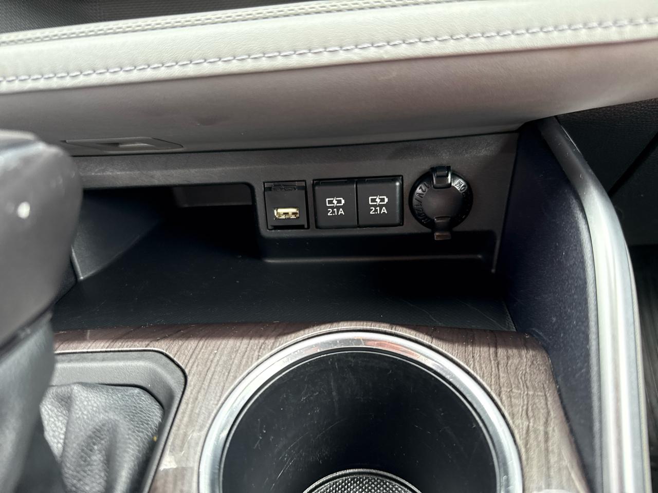 Toyota Highlander Hybrid Limited AWD (Natl) 2021