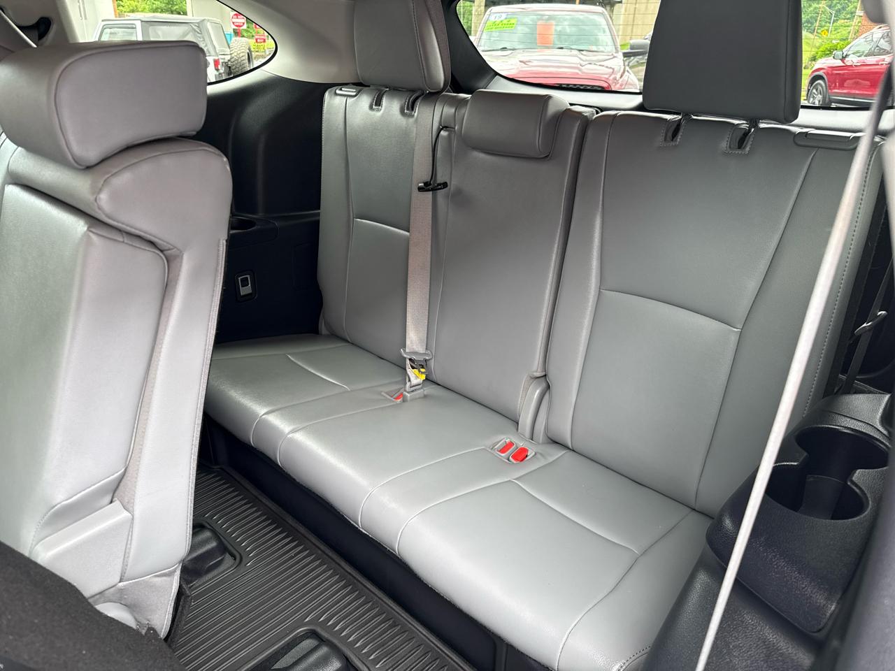 Toyota Highlander Hybrid Limited AWD (Natl) 2021