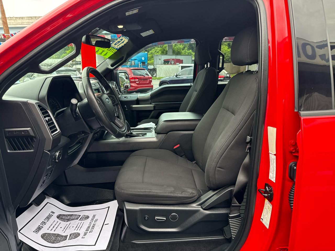 Ford F-150 4WD SuperCrew 139" XLT 2016