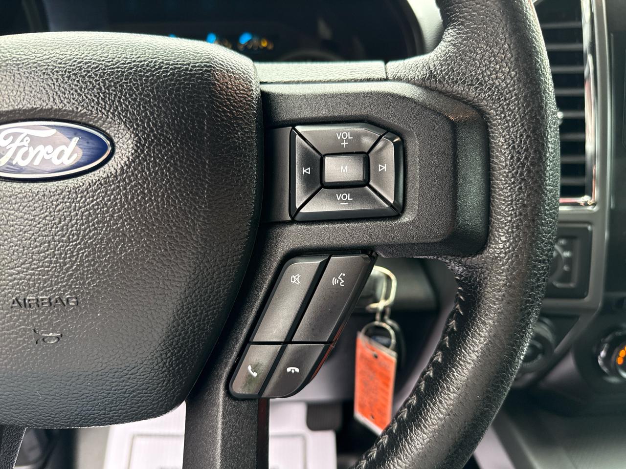 Ford F-150 4WD SuperCrew 139" XLT 2016