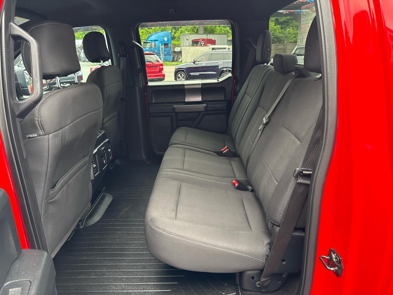Ford F-150 4WD SuperCrew 139" XLT 2016