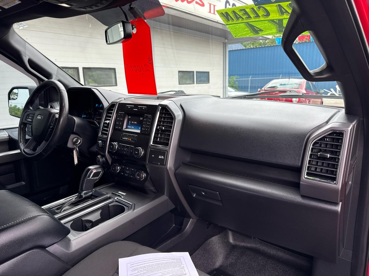 Ford F-150 4WD SuperCrew 139" XLT 2016