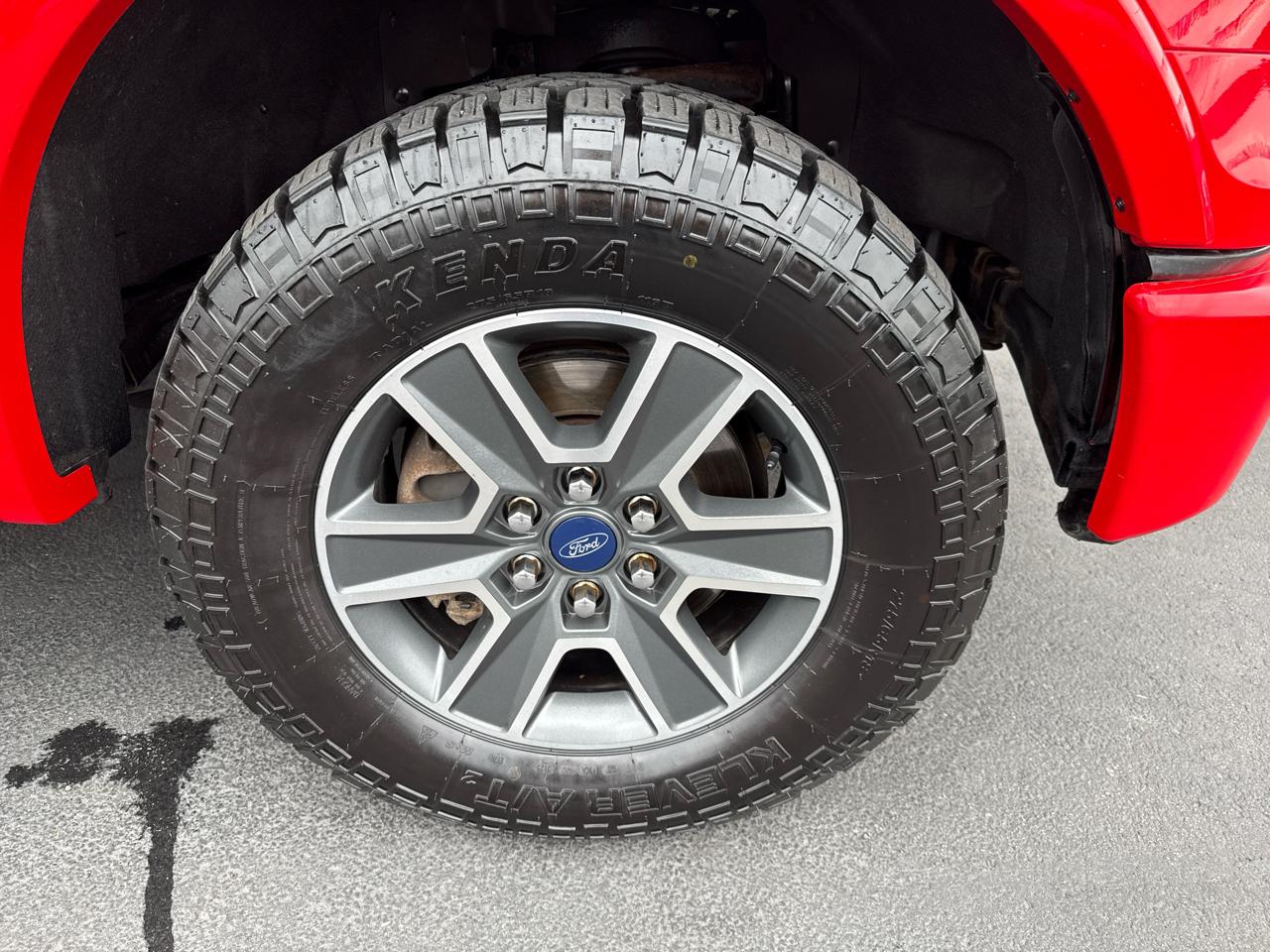 Ford F-150 4WD SuperCrew 139" XLT 2016