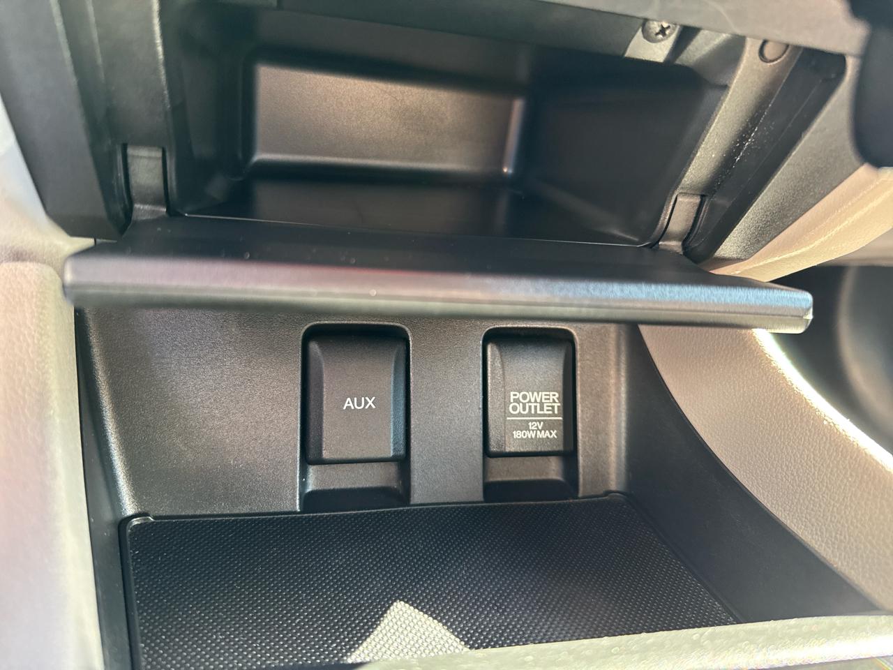 Honda Civic Sdn 4dr Auto LX 2013