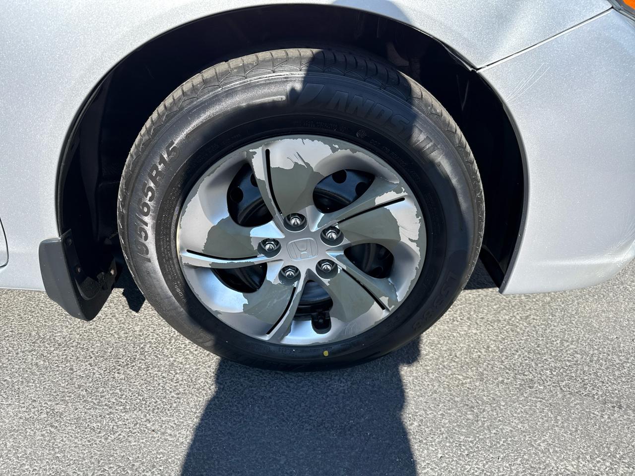 Honda Civic Sdn 4dr Auto LX 2013