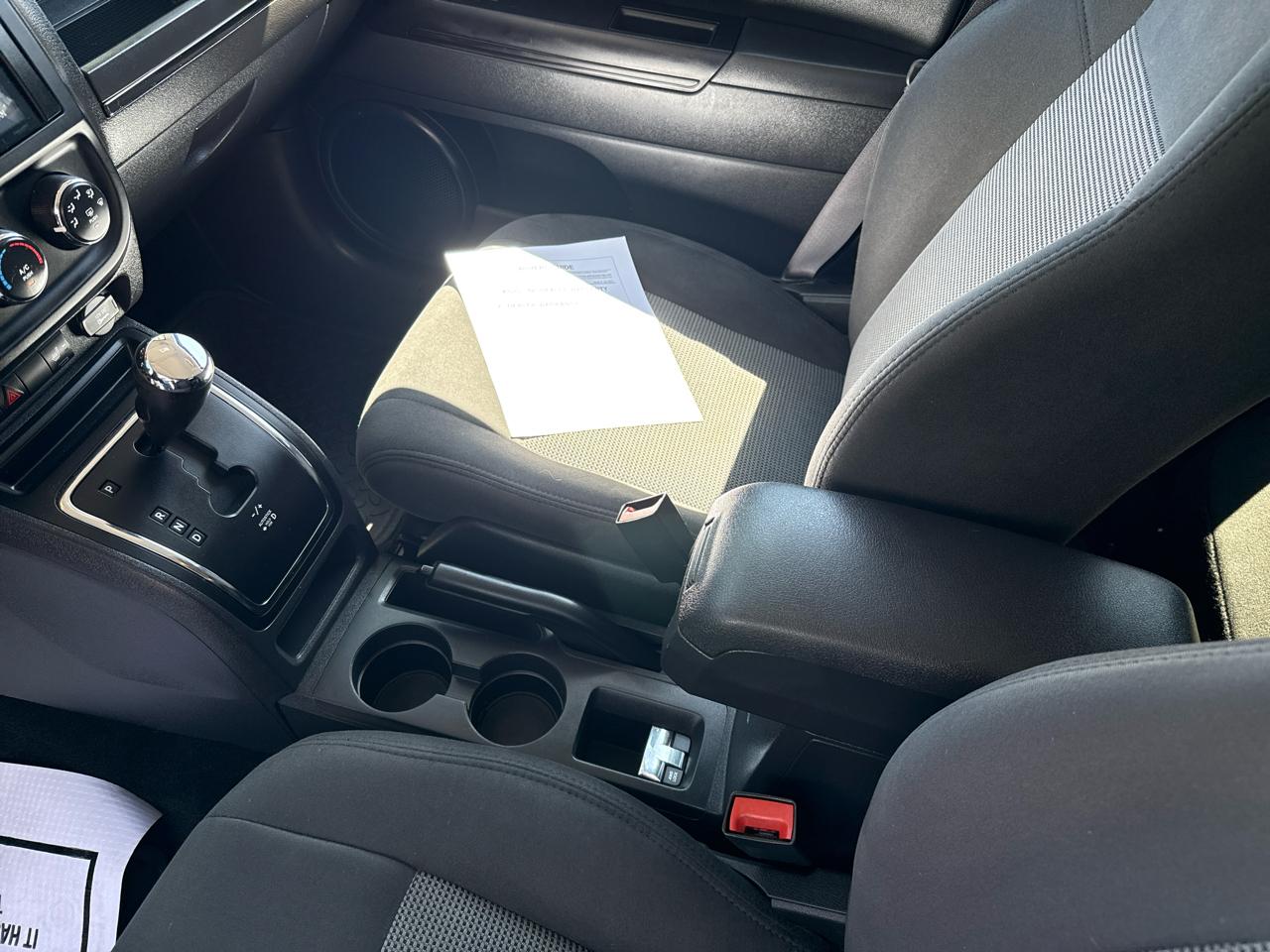 Jeep Patriot 4WD 4dr Latitude 2016