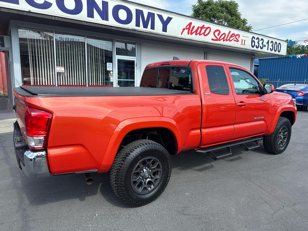 Toyota Tacoma TRD Off Road Access Cab 6' Bed V6 4x4 AT (Natl) 2017