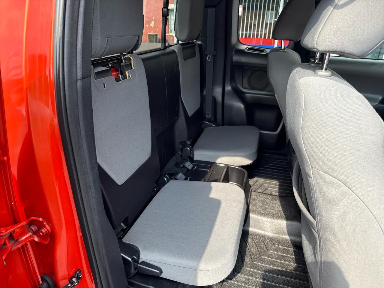 Toyota Tacoma TRD Off Road Access Cab 6' Bed V6 4x4 AT (Natl) 2017