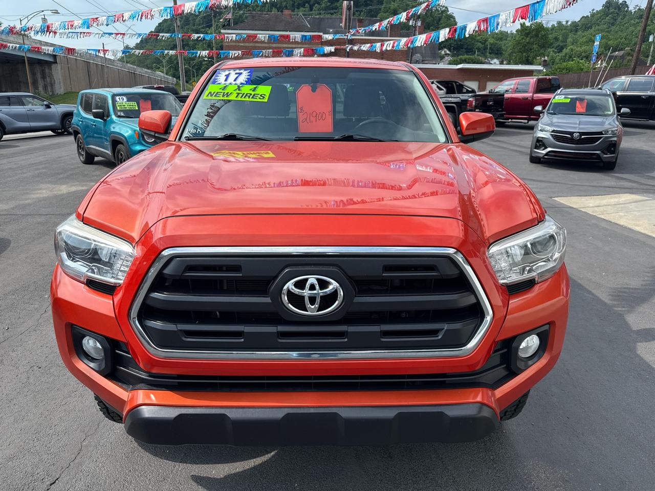 Toyota Tacoma TRD Off Road Access Cab 6' Bed V6 4x4 AT (Natl) 2017