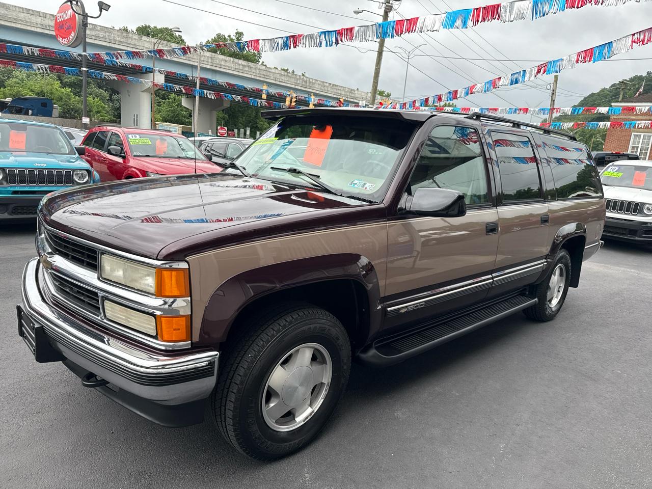 Chevrolet Suburban 1500 4WD 1996