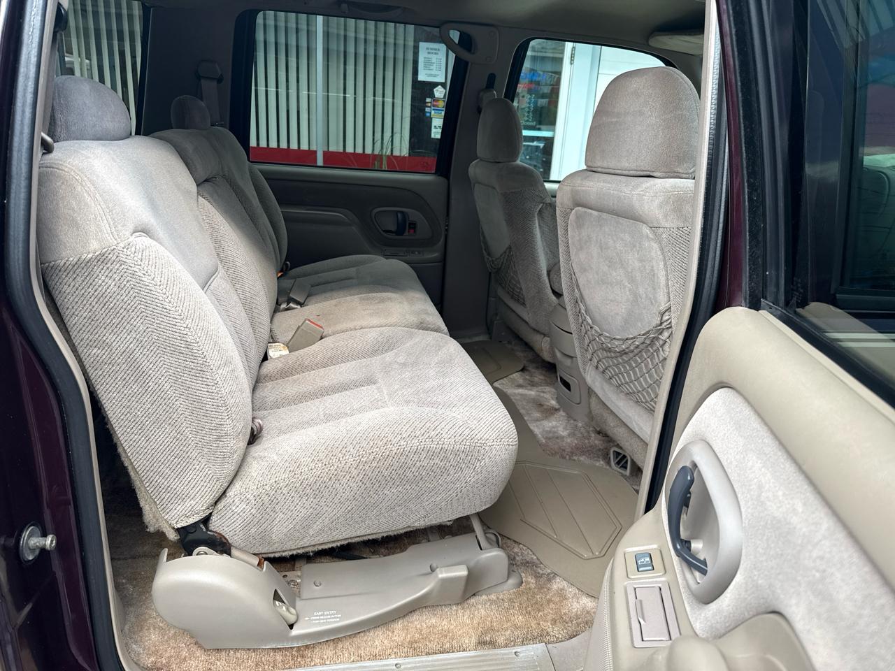 Chevrolet Suburban 1500 4WD 1996
