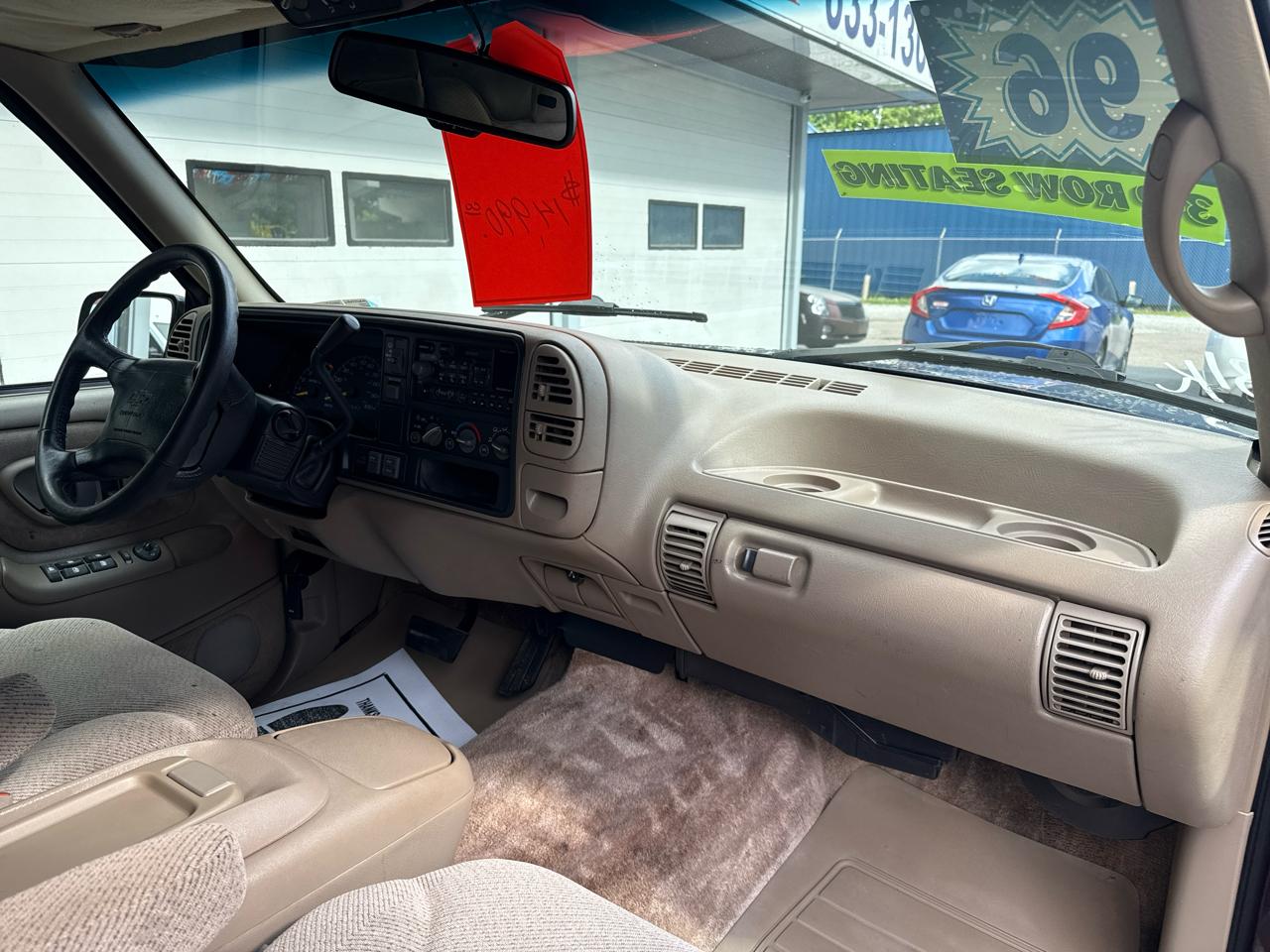 Chevrolet Suburban 1500 4WD 1996