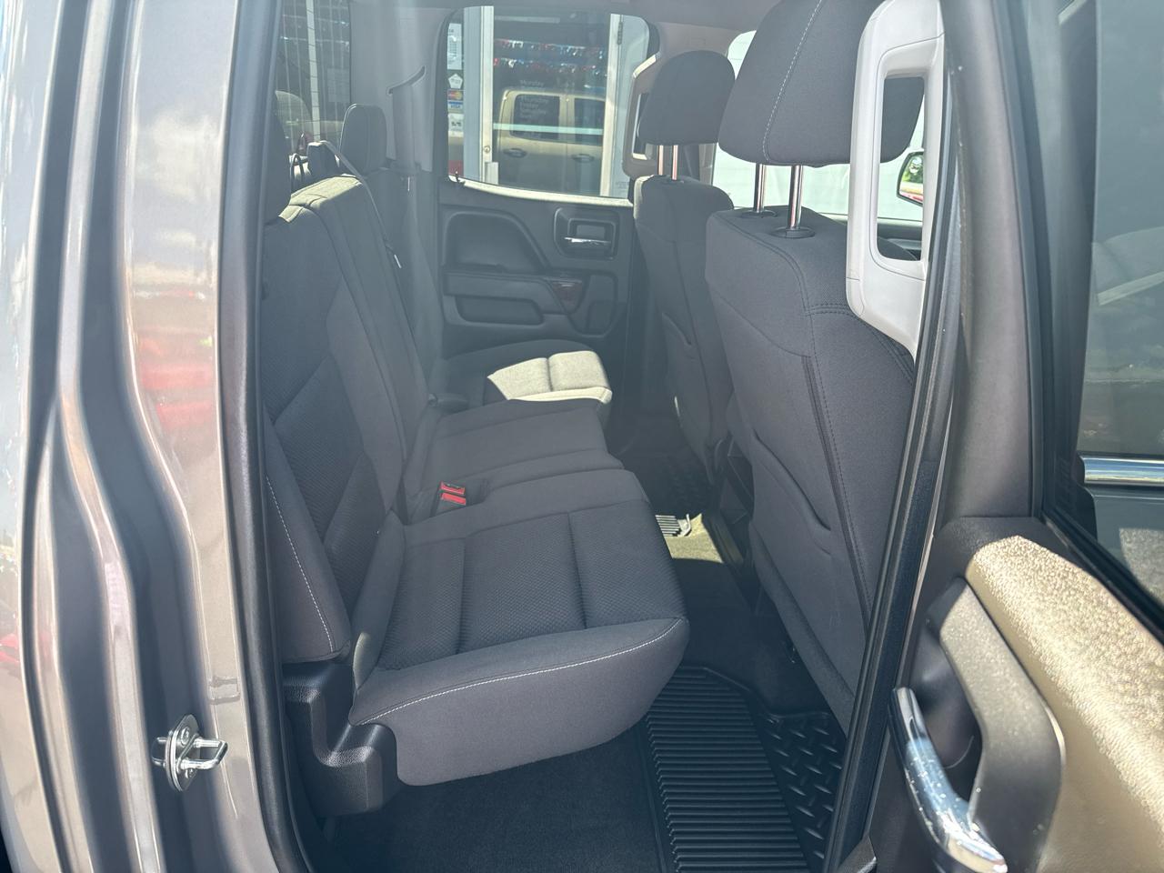 GMC Sierra 1500 4WD Double Cab 143.5" SLE 2017