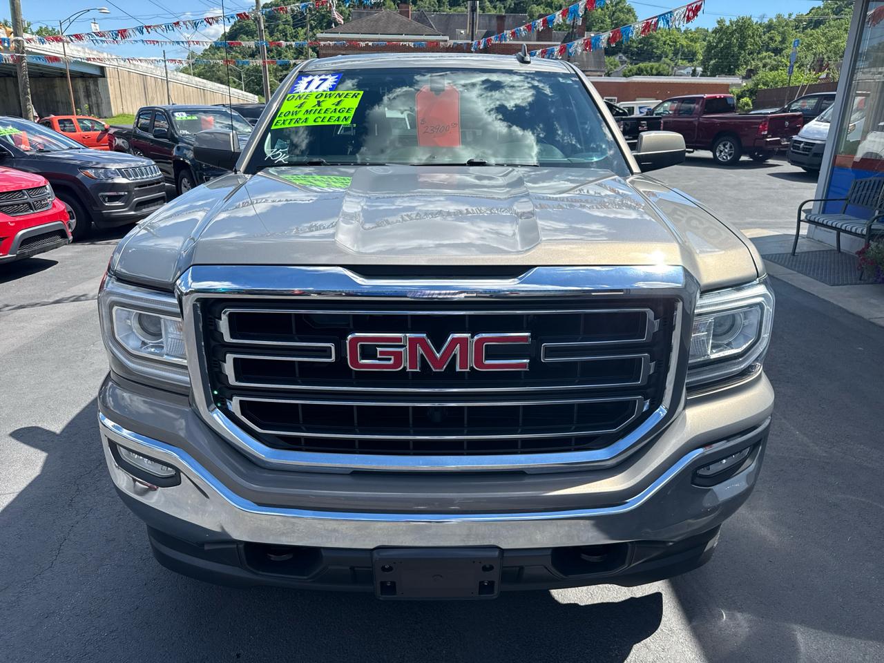 GMC Sierra 1500 4WD Double Cab 143.5" SLE 2017