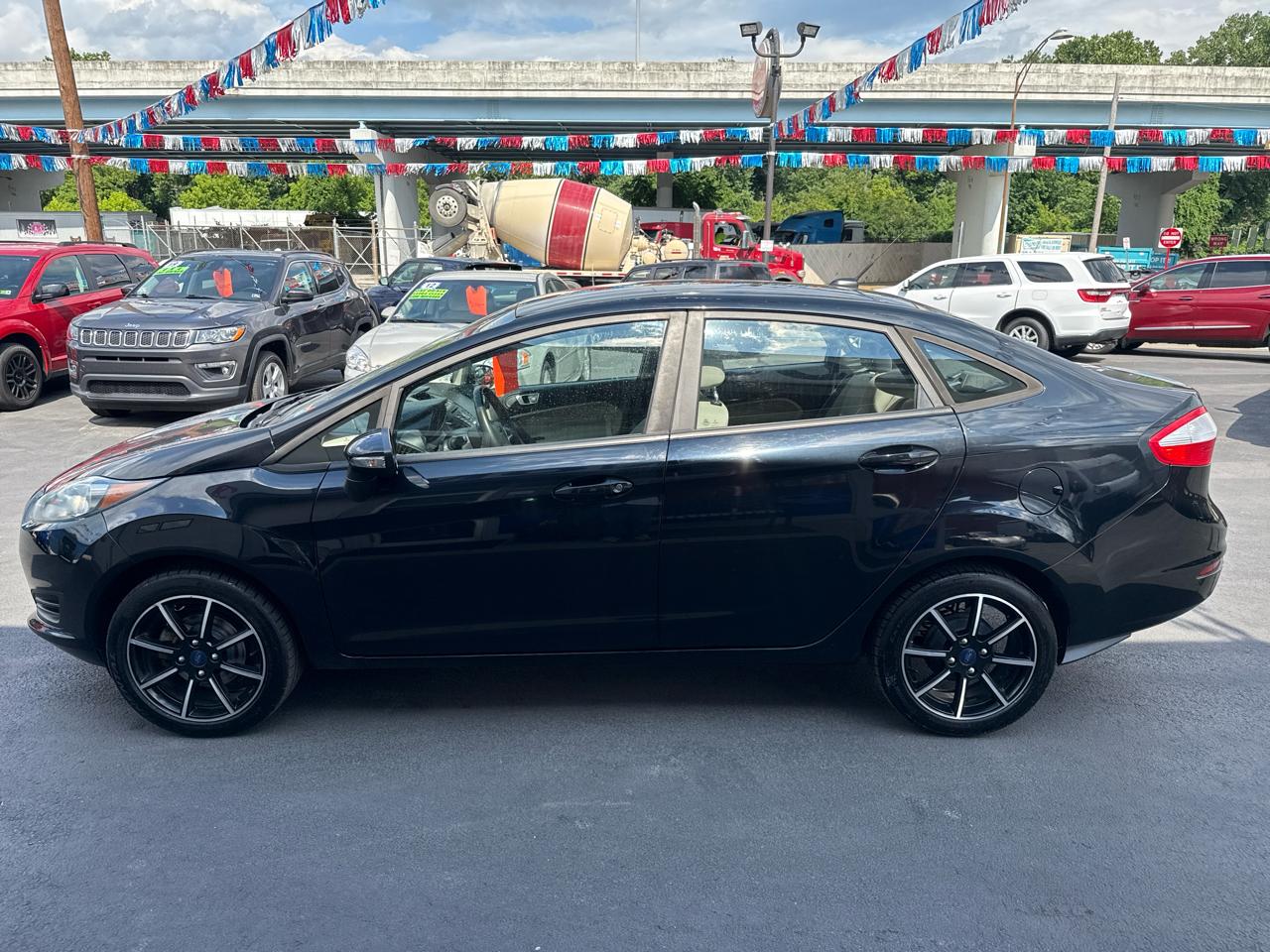 Ford Fiesta 4dr Sdn SE 2016