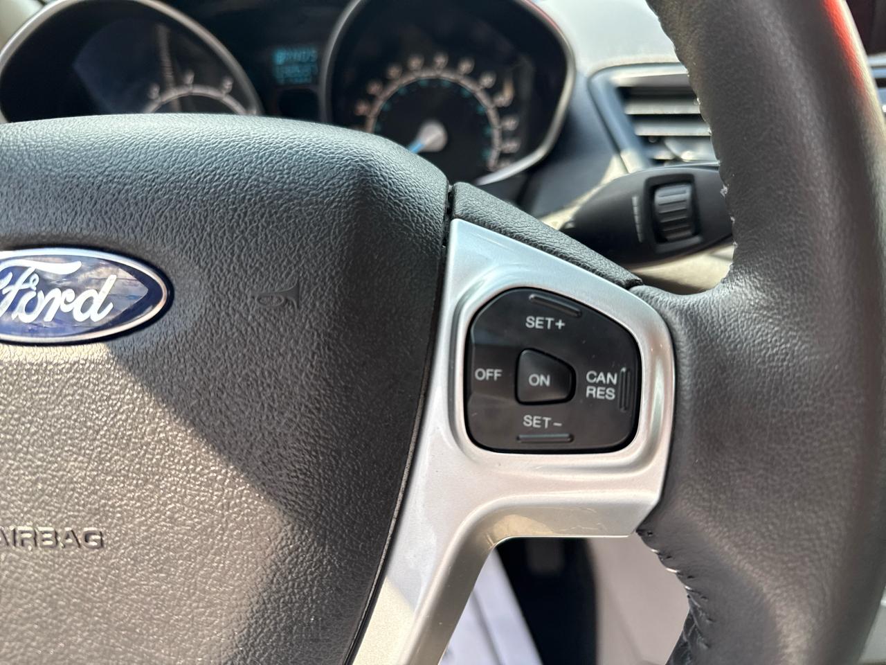 Ford Fiesta 4dr Sdn SE 2016