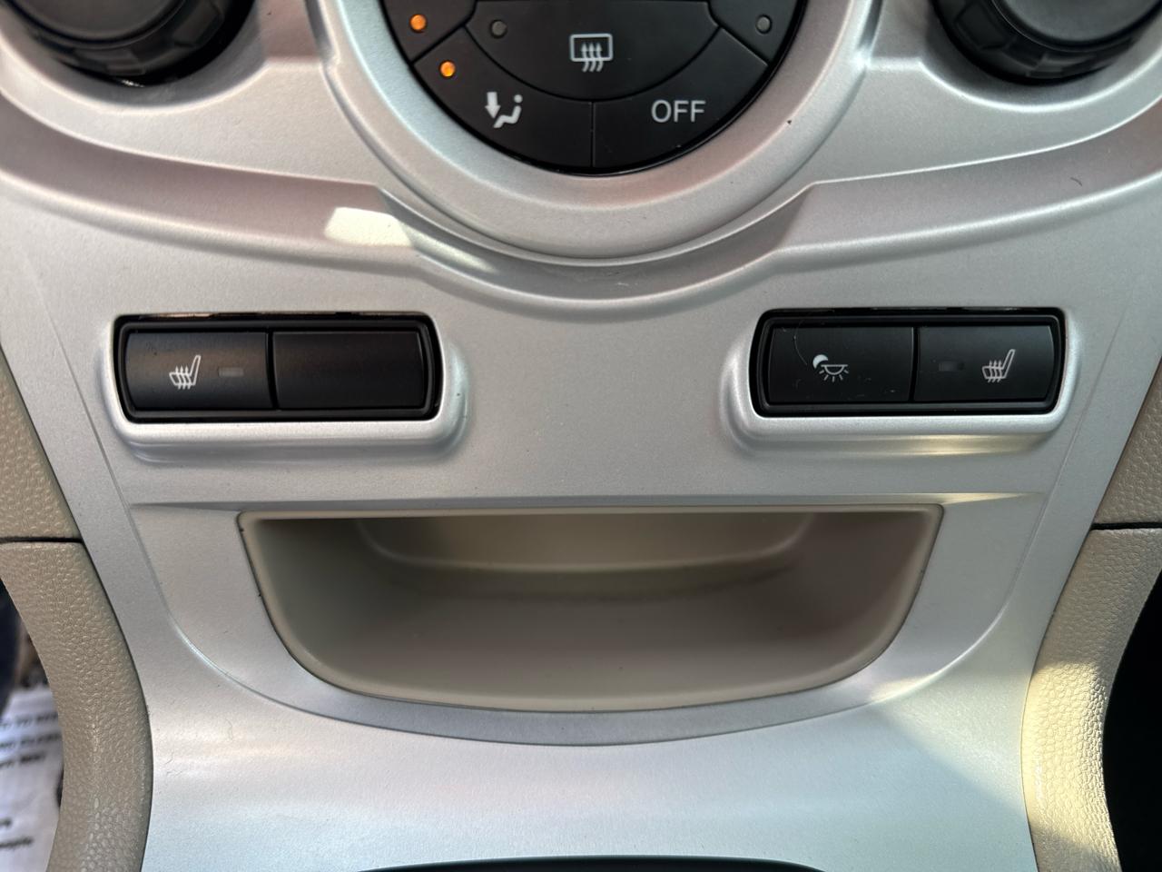 Ford Fiesta 4dr Sdn SE 2016