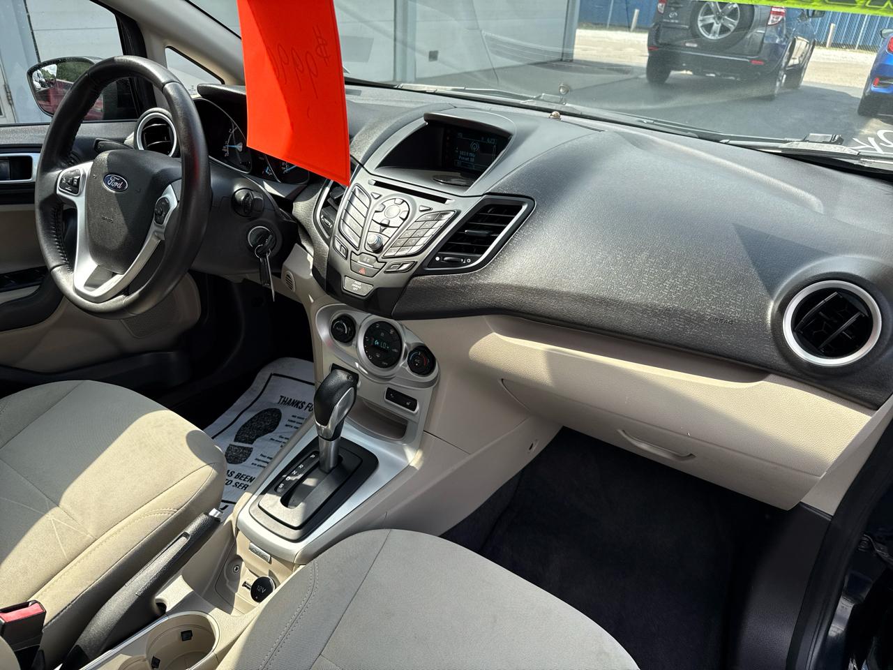 Ford Fiesta 4dr Sdn SE 2016