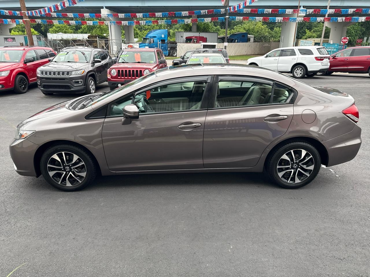 Honda Civic Sedan 4dr CVT EX 2015