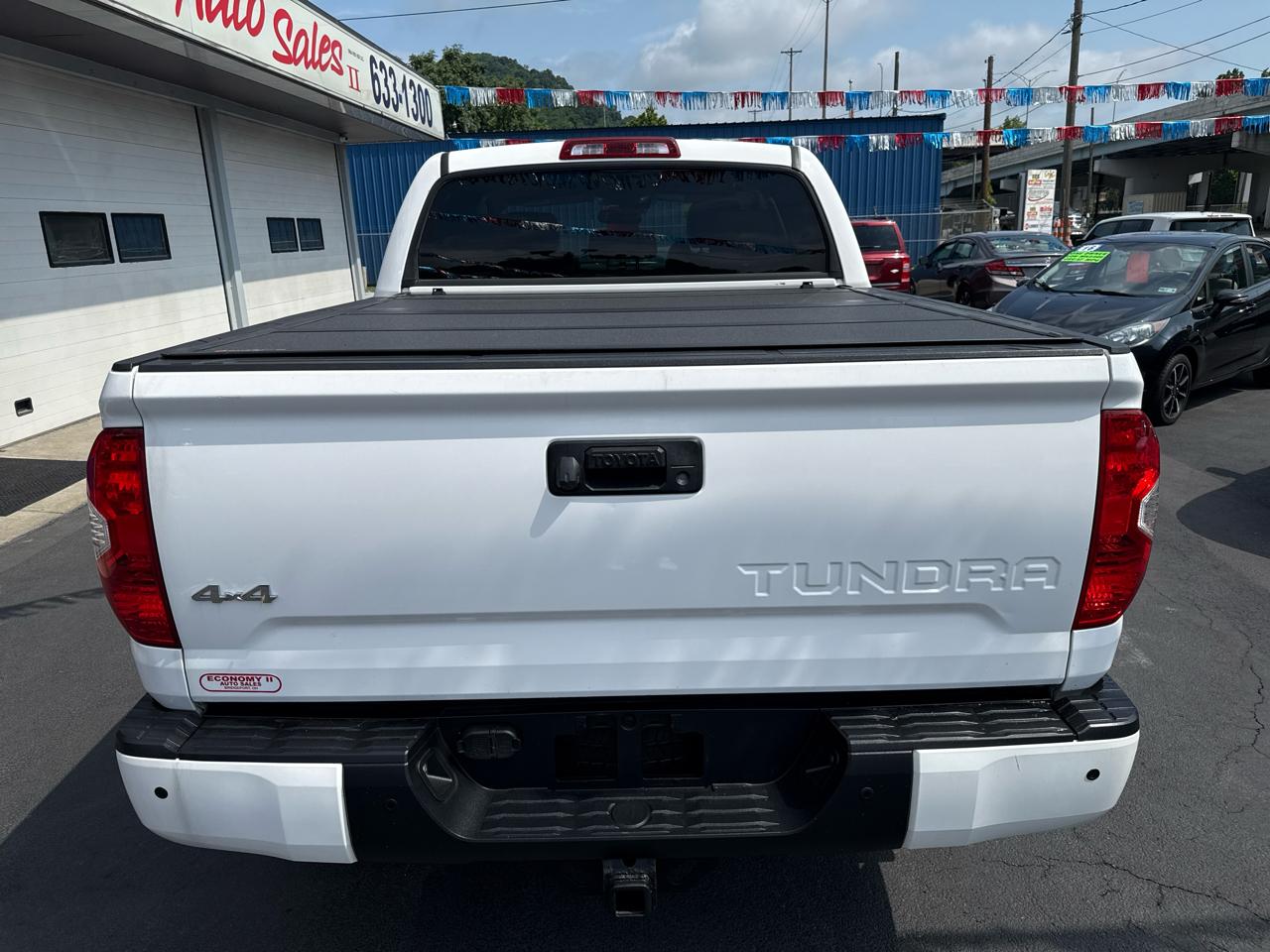 Toyota Tundra 4WD Limited CrewMax 5.5' Bed (Natl) 2018