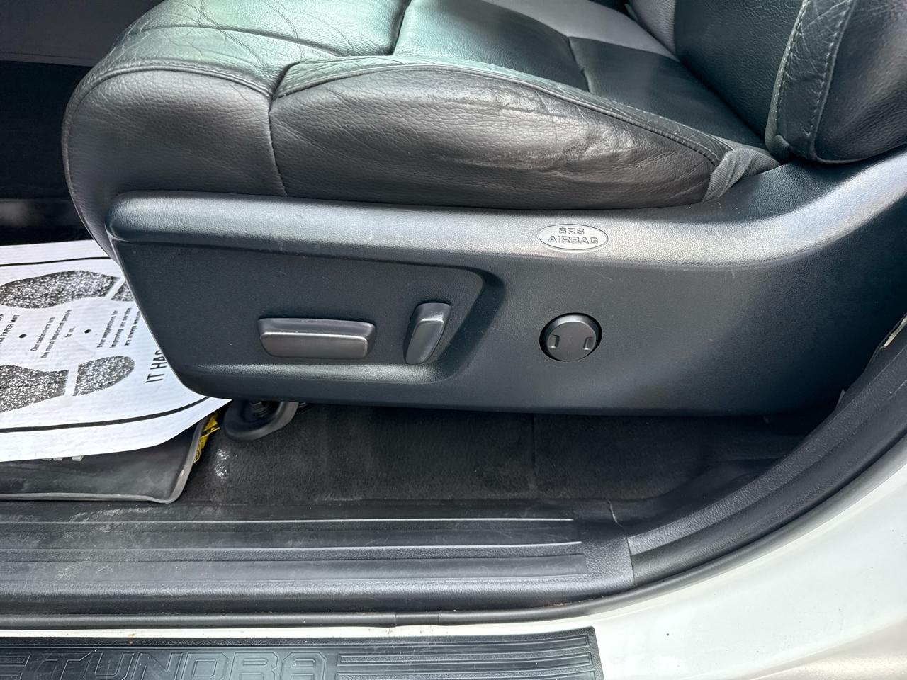 Toyota Tundra 4WD Limited CrewMax 5.5' Bed (Natl) 2018