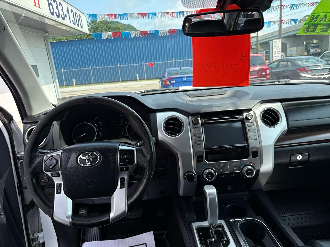 Toyota Tundra 4WD Limited CrewMax 5.5' Bed (Natl) 2018