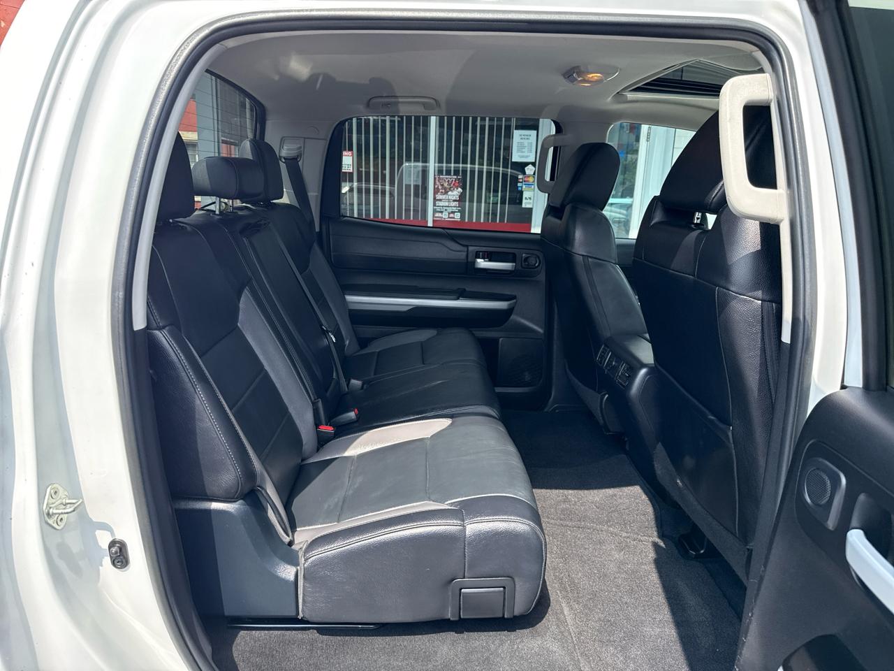 Toyota Tundra 4WD Limited CrewMax 5.5' Bed (Natl) 2018