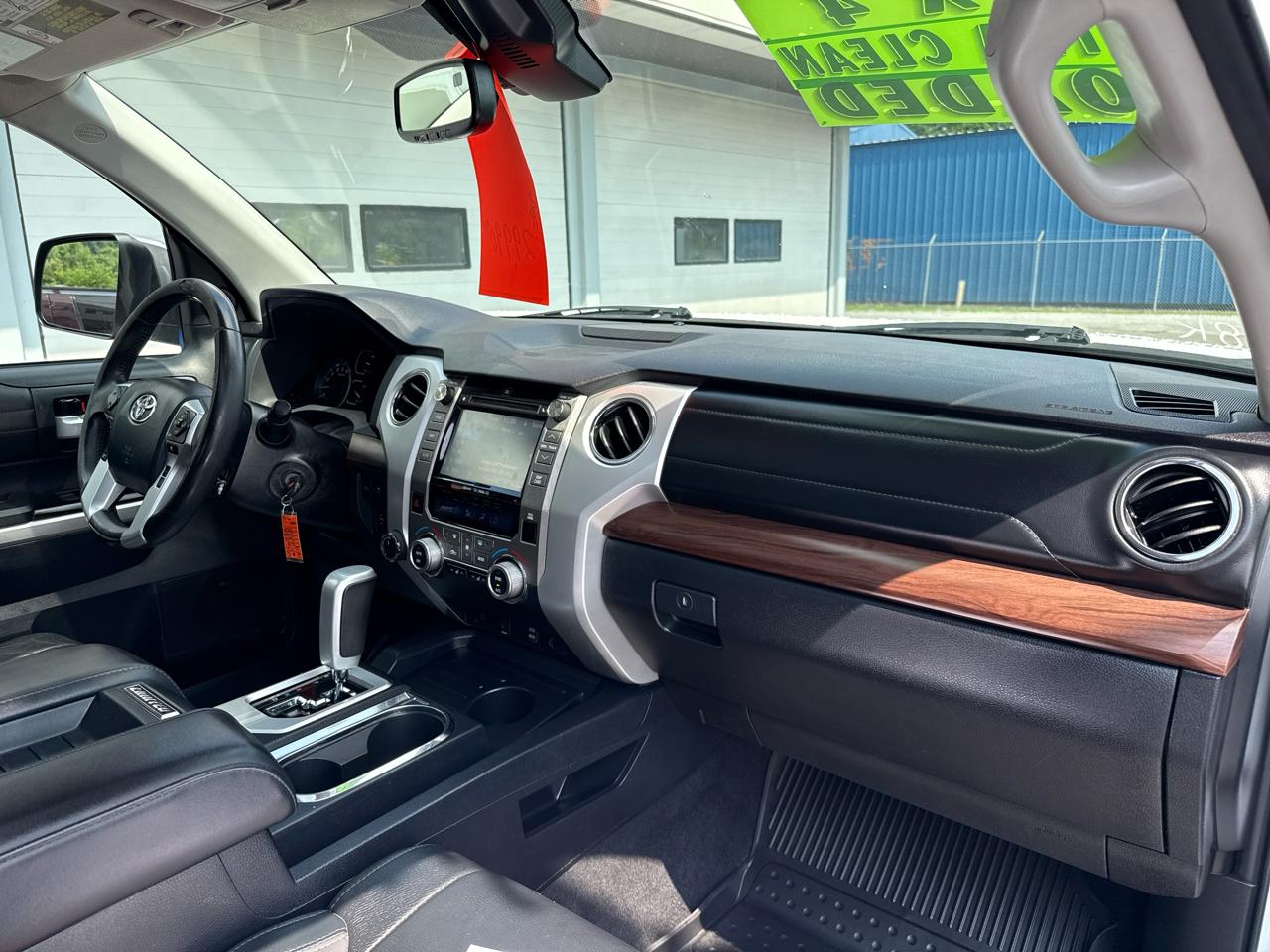 Toyota Tundra 4WD Limited CrewMax 5.5' Bed (Natl) 2018