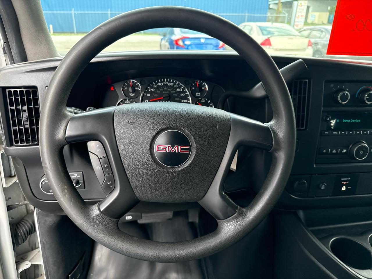GMC Savana Cargo Van RWD 2500 135" 2015