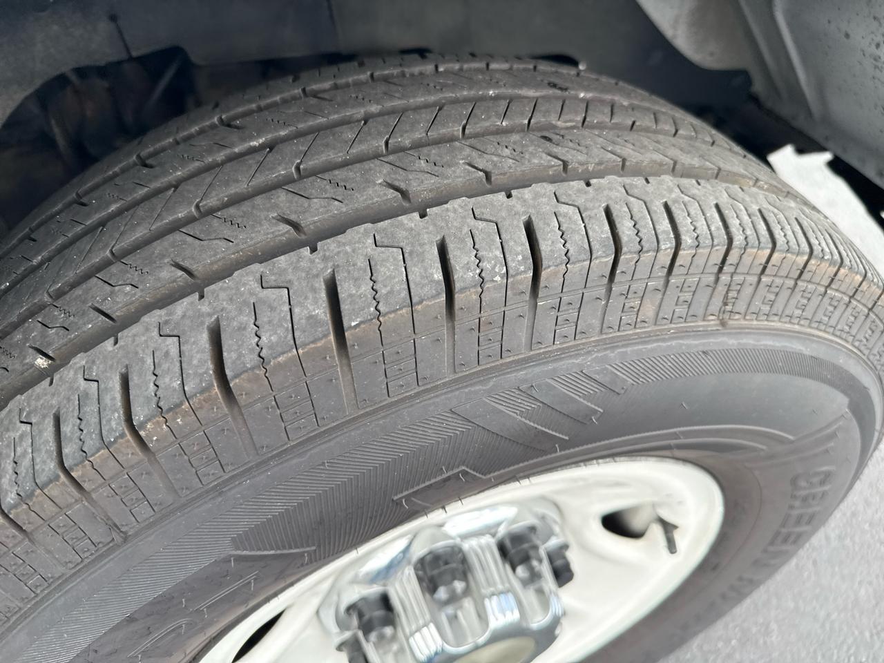 GMC Savana Cargo Van RWD 2500 135" 2015