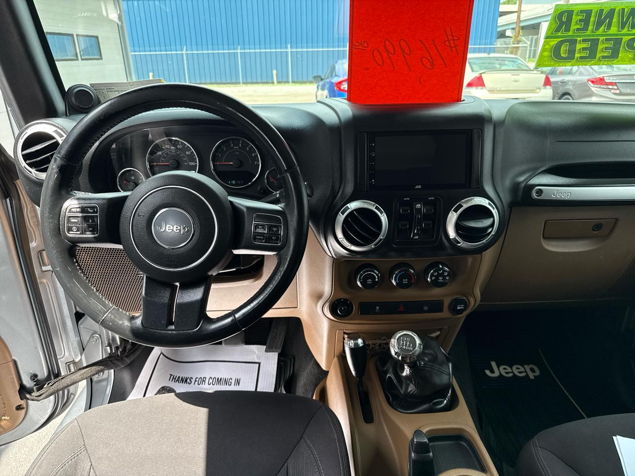 Jeep Wrangler Unlimited 4WD 4dr Sahara 2014