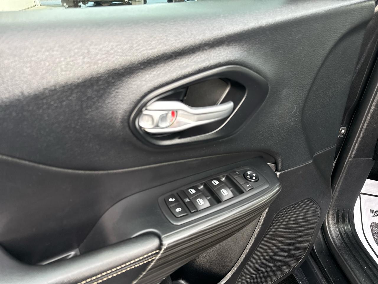 Jeep Cherokee 4WD 4dr Limited 2015