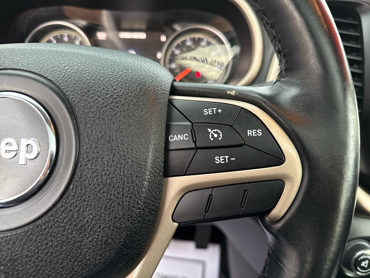Jeep Cherokee 4WD 4dr Limited 2015