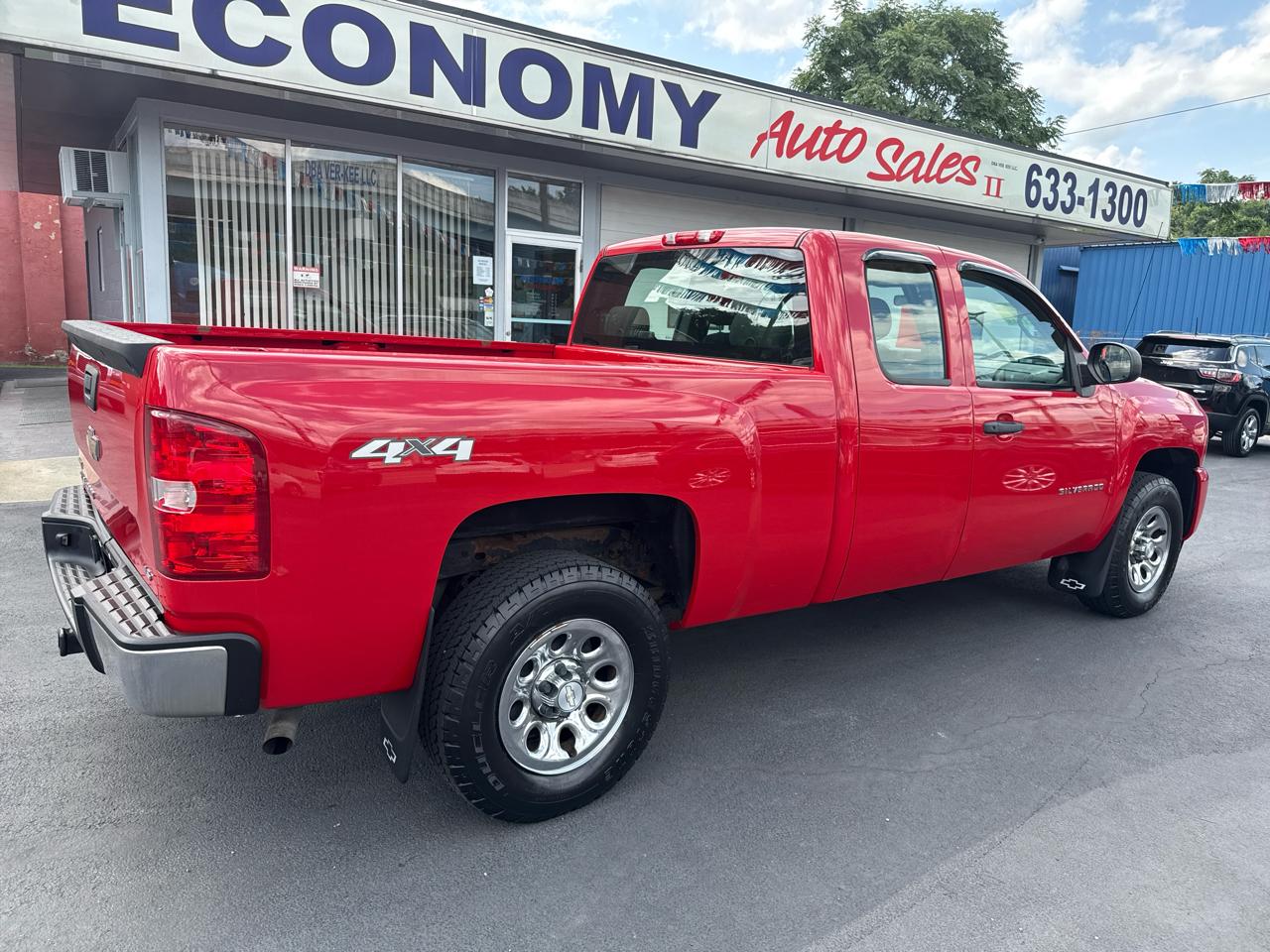 Chevrolet Silverado 1500 4WD Ext Cab 143.5" Work Truck 2010